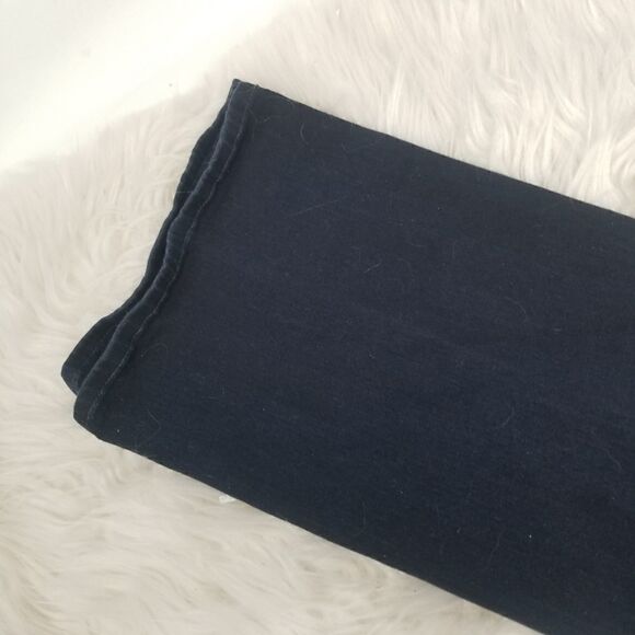 Seven For All Mankind, theskinny bootcut. Size 28. - Picture 7 of 15